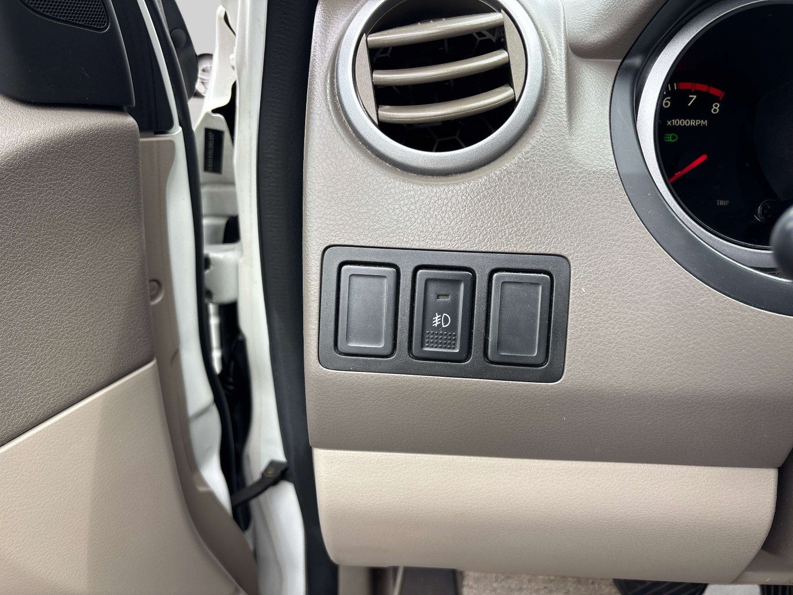 Used 2012 Suzuki Grand Vitara Limited AWD/4WD image 17