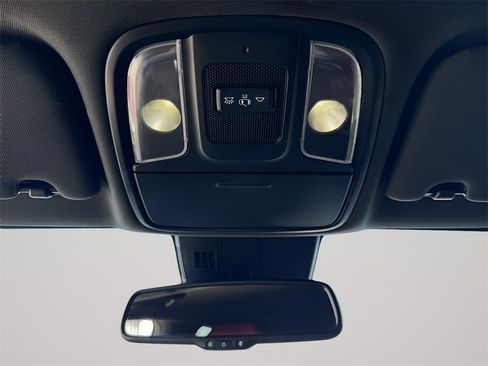 Used 2021 Kia Stinger GT image 34