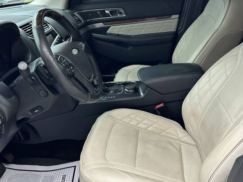 Used 2016 Ford Explorer Platinum AWD/4WD image 11