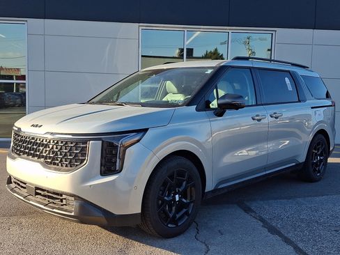 New 2025 Kia Carnival SX Prestige image 4