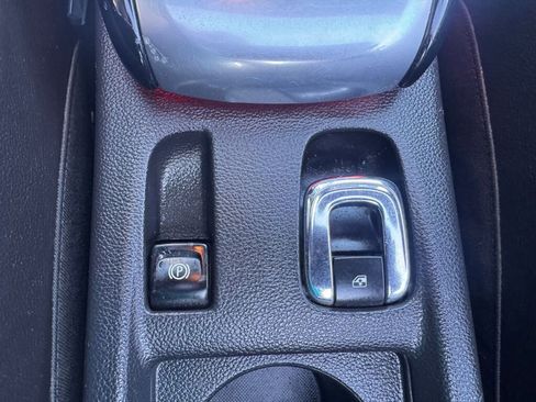 Used 2016 Buick Cascada image 20