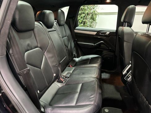 Used 2014 Porsche Cayenne GTS AWD/4WD image 44