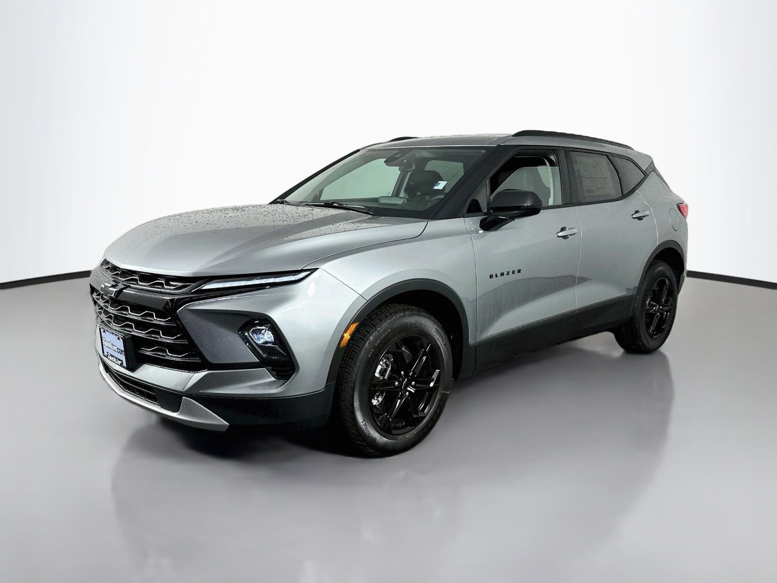 New 2026 Chevrolet Blazer LT w/ Midnight/Sport Edition AWD/4WD image 3