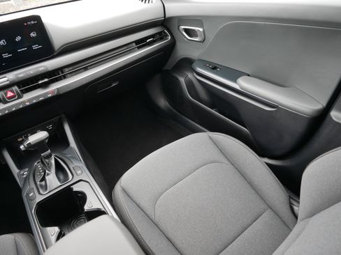Certified 2025 Kia K4 FWD image 11
