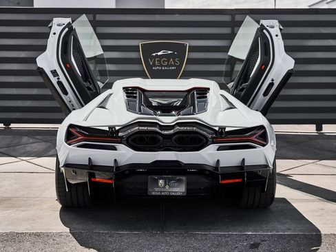 Used 2026 Lamborghini Revuelto AWD/4WD image 27