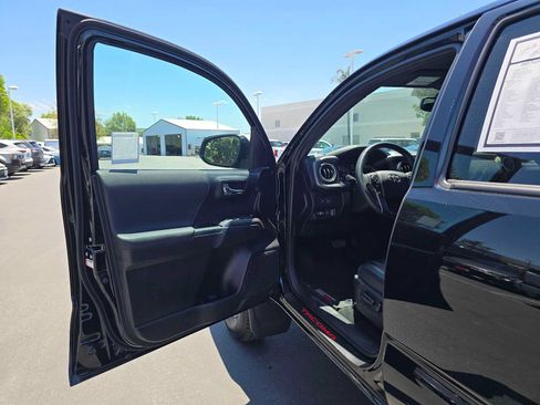 Used 2021 Toyota Tacoma TRD Pro AWD/4WD image 22