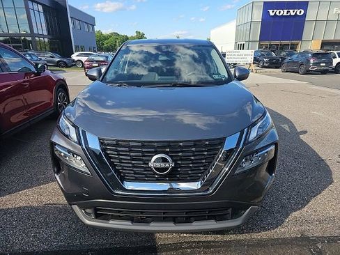 Used 2023 Nissan Rogue SV AWD/4WD image 2