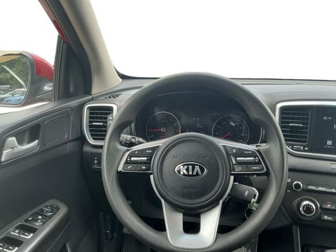 Used 2022 Kia Sportage LX AWD/4WD image 12