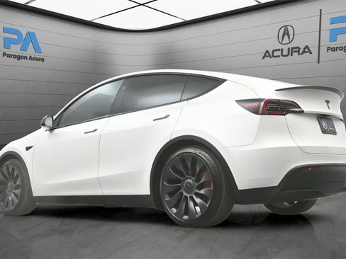 Used 2025 Tesla Model Y Performance image 29