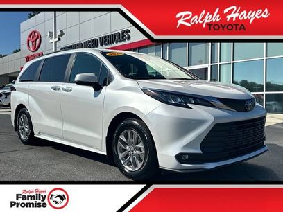 Used 2026 Toyota Sienna XLE