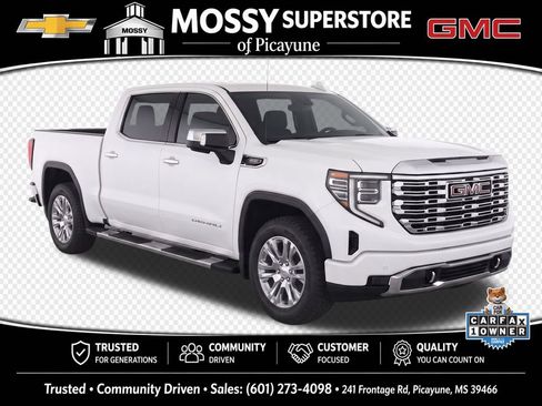 Used 2024 GMC Sierra 1500 Denali w/ Technology Package AWD/4WD image 2