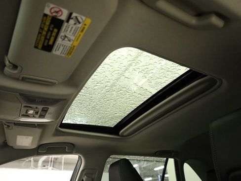 Certified 2022 Toyota RAV4 Limited image 32