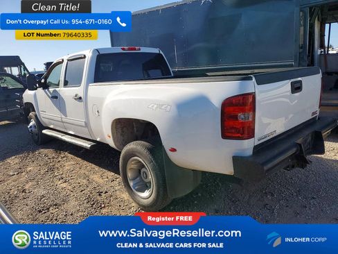 Used 2011 Chevrolet Silverado 3500 LT w/ Interior Plus Package image 3