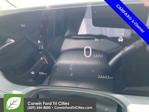 Used 2024 Buick Encore GX Sport Touring w/ Comfort Package AWD/4WD image 3