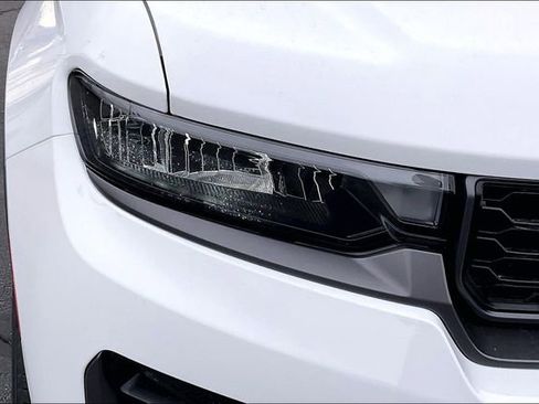 New 2026 Jeep Grand Cherokee Limited AWD/4WD image 34
