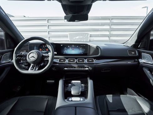 Used 2024 Mercedes-Benz GLS 63 AMG 4MATIC image 52