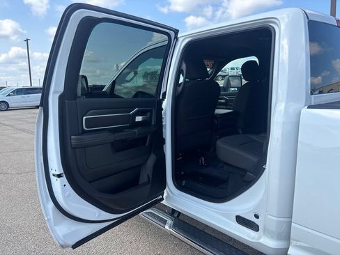 Used 2026 RAM 2500 Big Horn AWD/4WD image 22