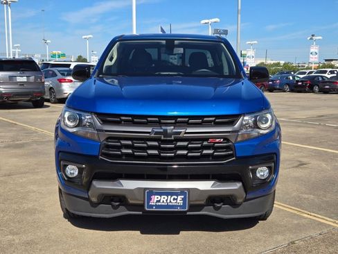 Used 2022 Chevrolet Colorado Z71 image 2