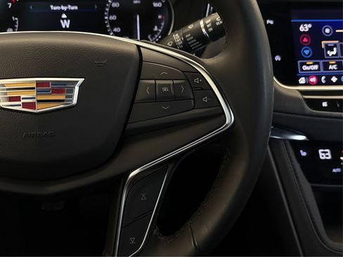 Used 2024 Cadillac XT5 Luxury FWD image 28