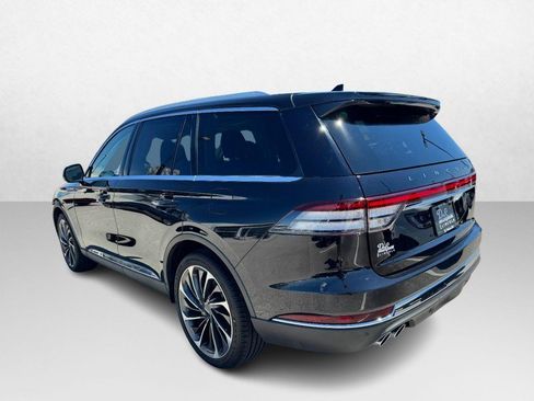 Certified 2024 Lincoln Aviator Reserve w/ Equipment Group 201A AWD/4WD image 7