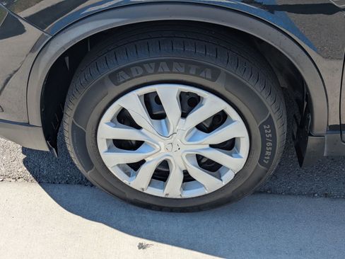 Used 2020 Nissan Rogue S AWD/4WD image 13