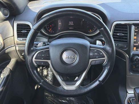 Used 2017 Jeep Grand Cherokee Limited w/ Luxury Group II AWD/4WD image 7