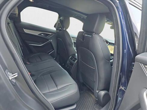 New 2026 Jaguar F-PACE R-Dynamic S image 8