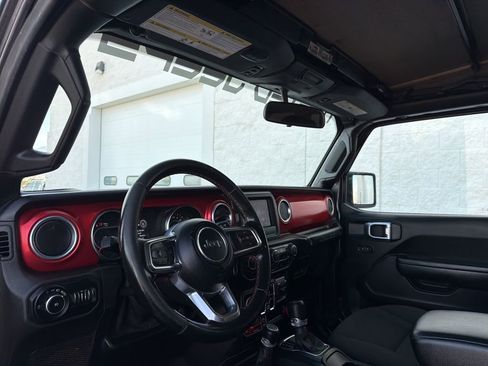Used 2021 Jeep Wrangler Unlimited Rubicon image 10