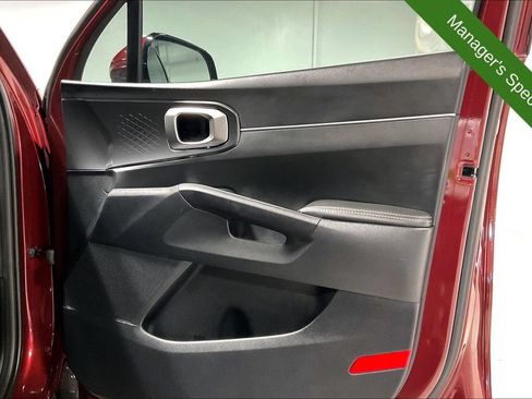 Used 2025 Kia Sorento S w/ Panoramic Sunroof Package FWD image 23