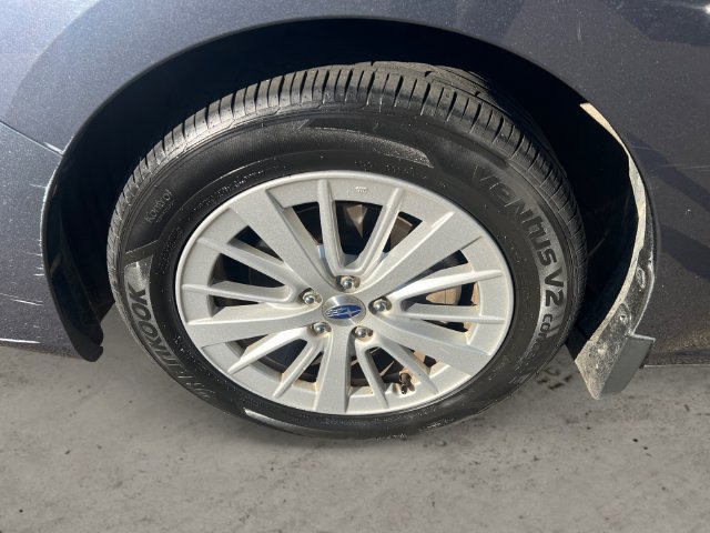 Used 2017 Subaru Impreza 2.0i Premium AWD/4WD image 9