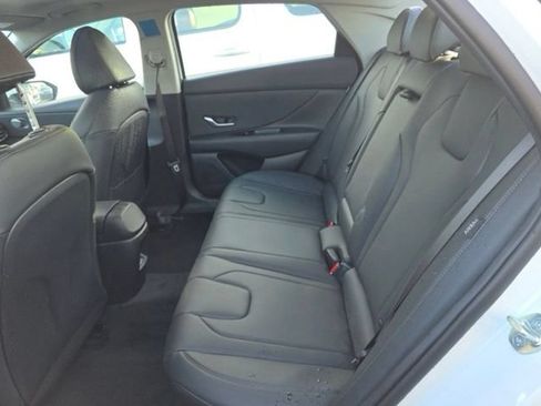 Certified 2026 Hyundai Elantra Limited FWD image 11
