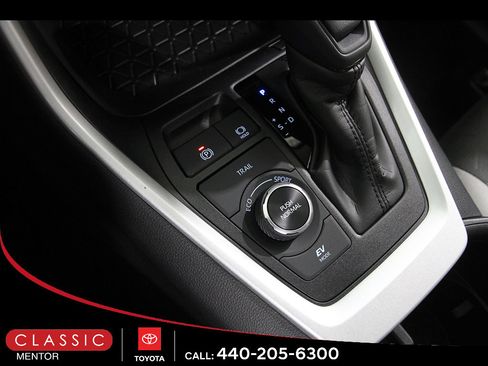 Used 2025 Toyota RAV4 XLE w/ Convenience Package AWD/4WD image 16