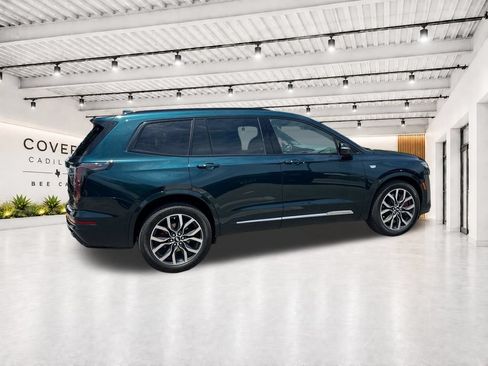Used 2025 Cadillac XT6 Sport w/ Technology Package AWD/4WD image 14
