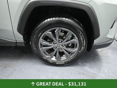 Used 2023 Toyota RAV4 XLE Premium image 20
