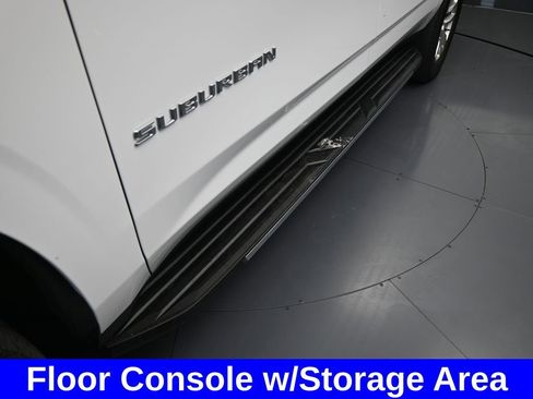 Used 2023 Chevrolet Suburban LT image 26