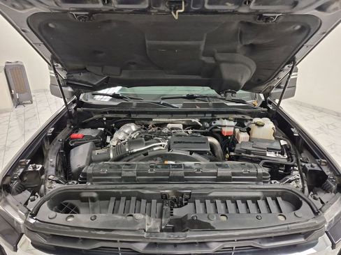 Certified 2024 Chevrolet Silverado 2500 LT image 31