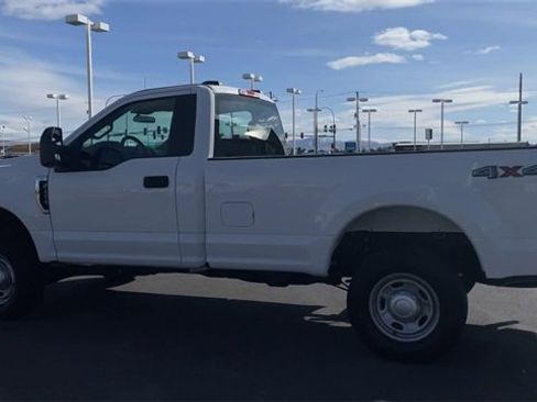 Used 2021 Ford F250 XL w/ Power Equipment Group image 7