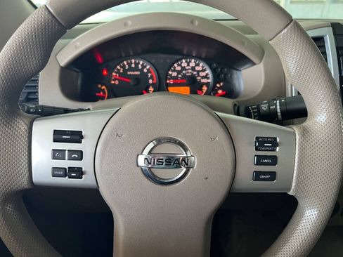 Used 2016 Nissan Frontier SV RWD image 21