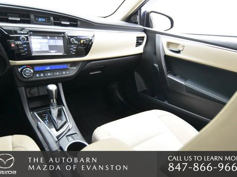Used 2015 Toyota Corolla LE image 20