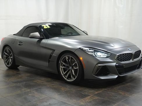 Used 2021 BMW Z4 M40i w/ Executive Package image 3