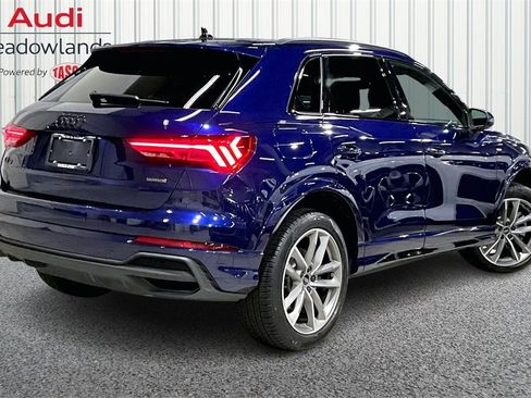 Used 2025 Audi Q3 2.0T Premium w/ Convenience Package image 6