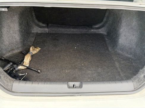 Used 2019 Honda Civic LX image 31