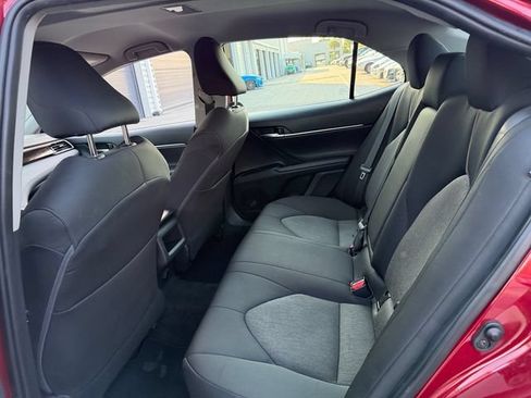 Used 2019 Toyota Camry LE FWD image 12