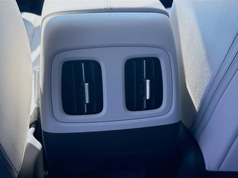 New 2026 Hyundai Tucson SEL FWD image 17