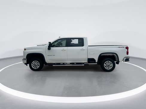 Used 2025 Chevrolet Silverado 2500 LT w/ Convenience Package AWD/4WD image 6