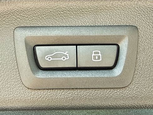 New 2026 BMW X5 M60i image 14