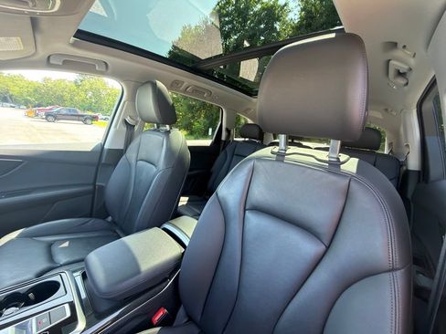 Used 2023 Audi Q7 2.0T Premium Plus w/ Premium Plus Package AWD/4WD image 16