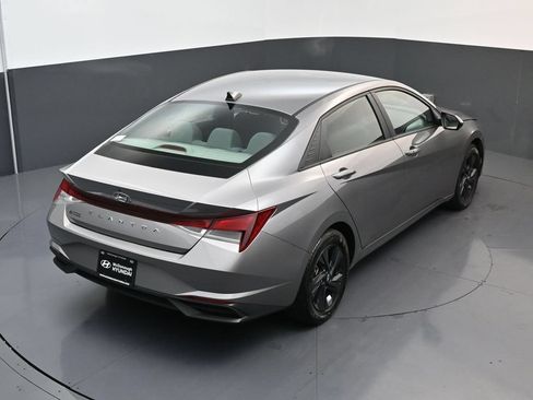 Certified 2023 Hyundai Elantra SEL FWD image 16