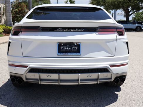 Used 2022 Lamborghini Urus AWD/4WD image 6