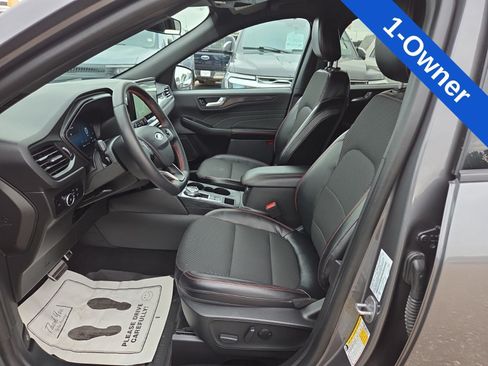 Used 2023 Ford Escape ST-Line Select w/ Tech Pack #2 AWD/4WD image 2